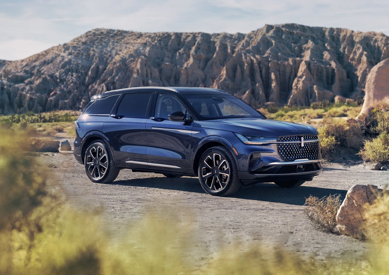 A 2024 Lincoln Nautilus® SUV is parked in a desert national park. | Beck Lincoln in Palatka FL